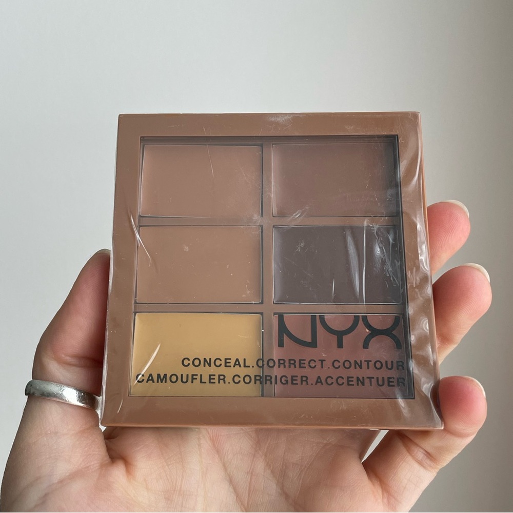 NYX conceal and correcting palette